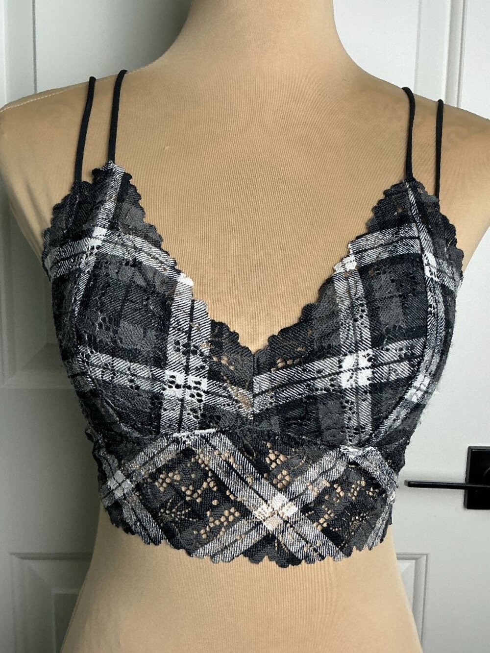 PINK Victoria’s Secret Plaid Lace Strappy Bralette Black White Small